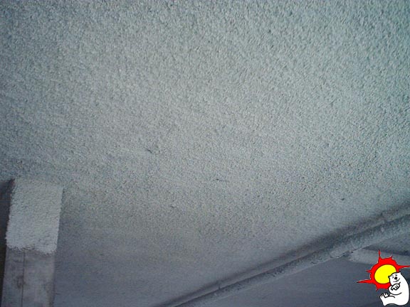 Techo proyectado con lana de roca